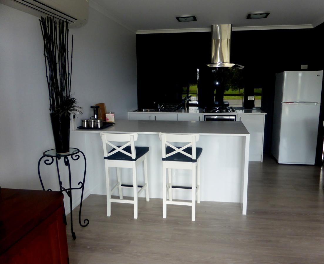 Lure Bed And Breakfast Normanville Exterior photo